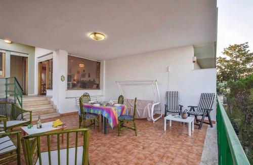 Torre Colonna-sperone House | Pet friendly home in Altavilla Milicia