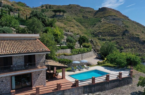 Castelmola Villa | Pool villa in peaceful location. Breathtaking views of sea, Mt. Etna & Taormina