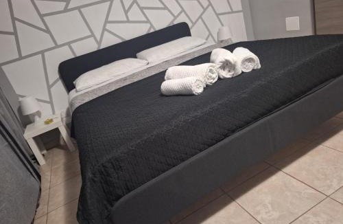 Contrada Pantano d'Arci House | Prince Airport House