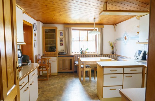 Seeham House | Private Farmhouse Escape: Ideal for up to 8 Guests