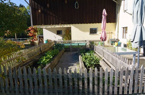 Seeham House | Private Farmhouse Escape: Ideal for up to 8 Guests