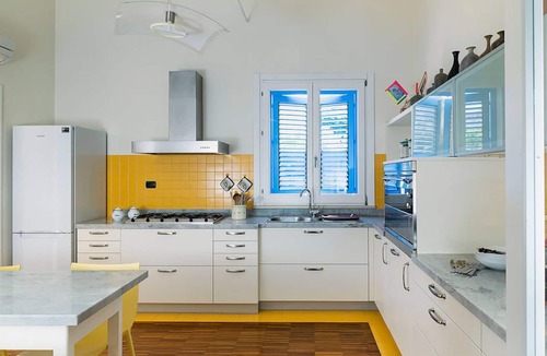 Augusta Villa | Private seafront villa with swimming pool