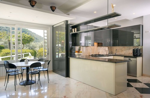 Vico Equense Villa | Private Villa with A/C, WIFI, private pool, hot tub, TV, terrace, panoramic view, close to Sorrento