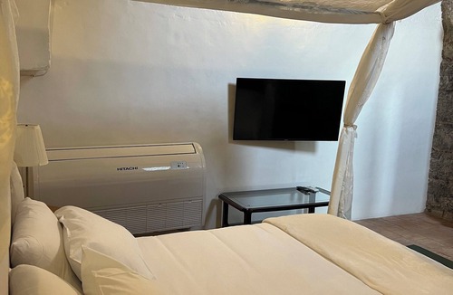 Carruba Hotel | Puleera