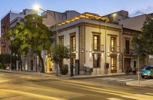Trapani City Centre Apartment | Qui Vicino boutique rooms and suites