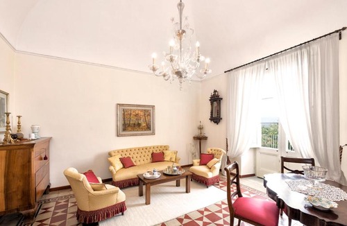 Ragalna Villa | Ragalna Villa Sleeps 6 with Pool