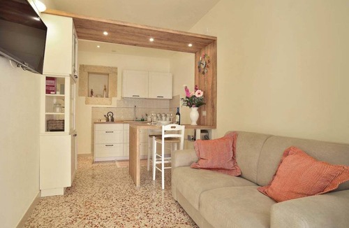 Ragusa Apartment | Ragusa exclusive flat with terrace & barbecue