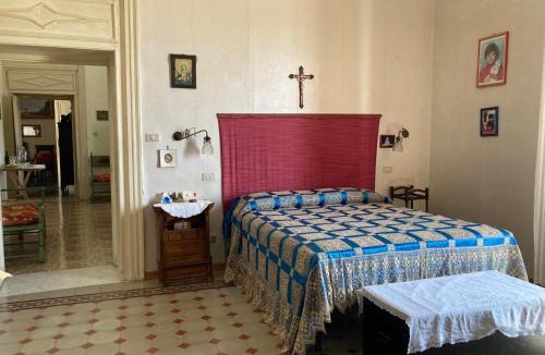 Polizzi Generosa House | Relais - Galleria Gagliardo
