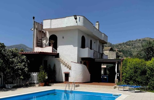 Gaggi Apartment | Relaxation House, surrounded by nature