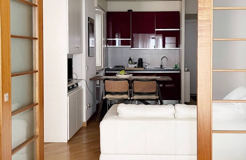 Quartiere XXVIII Monte Sacro Alto Apartment | Relaxation in Rome away from the chaos - balcony, light and easy parking