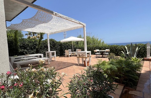 Gioiosa Marea Cottage | Relaxing cottage for families. 1 min from the beach