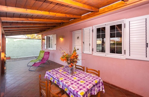 Piana Calzata Villa | Relaxing and welcoming villa 50 meters from the beach, sleeps 6