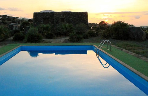 Pantelleria Apartment | Residence Cuore Mediterraneo