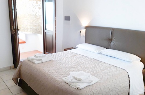 Filicudi Porto House | Residence Gregory