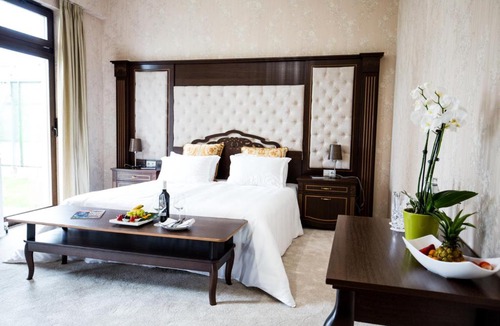 Vienna House | River Lodge
