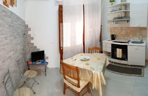 Castellammare del Golfo Apartment | Roberto Guest House