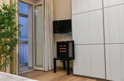 Borgo-Sanzio Apartment | Romeo Zen Luxury Home