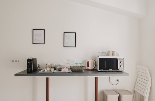 San Giuseppe Jato Apartment | Room 'Camera 2' with Balcony, Wi-Fi and Air Conditioning