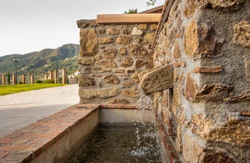 Sant'Angelo di Brolo Apartment | Room 'Ghiro' with Mountain View, Wi-Fi and Air Conditioning