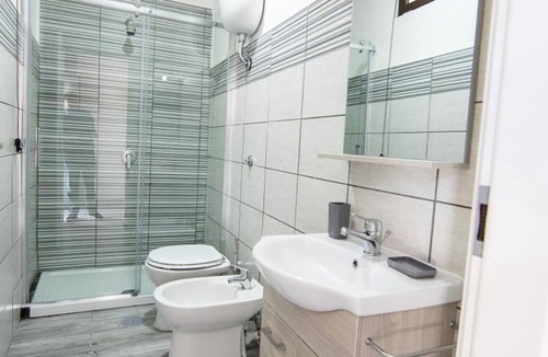 Boscoreale House | Room in B&B - Palazzo D'aquino, Large Double Room Num1