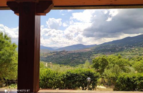 Castelbuono House | Room in Casa Castiglia a Woodhouse with Beautiful View close Madonie Park