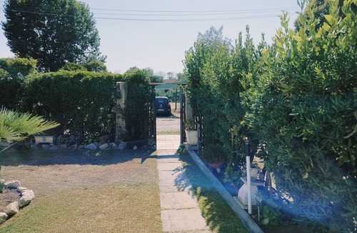 Fondi Bed & Breakfast | Room 'Numero 3' with Shared Garden and Air Conditioning