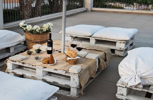 Ispica Apartment | Room 'Riofavara Winery - Suite Vigna' with Private Terrace, Wi-Fi and Air Conditioning