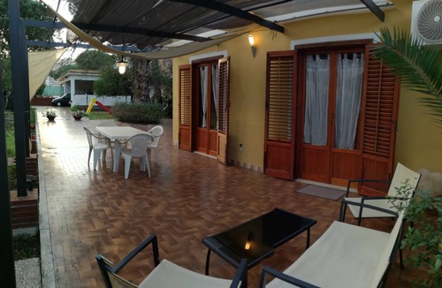 Mondello Apartment | Rose's cottage (very close to the sea)
