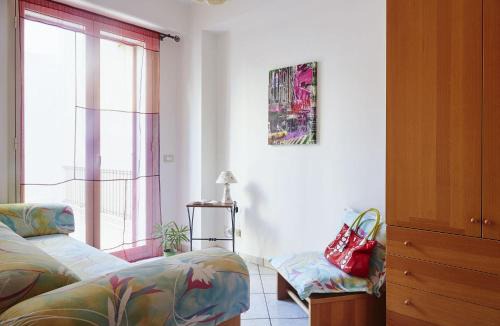 Pozzallo Apartment | Sabbia1 CaseSicule, Apartment in the City Center and beside the Main Square, Beach at 100 m, Wi-Fi
