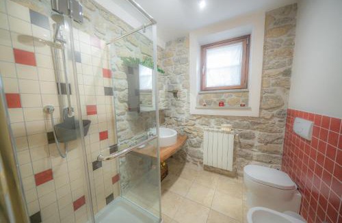 Novara di Sicilia Apartment | SALVATESTA - dimora dell'albergo diffuso L'Aria da Rocca