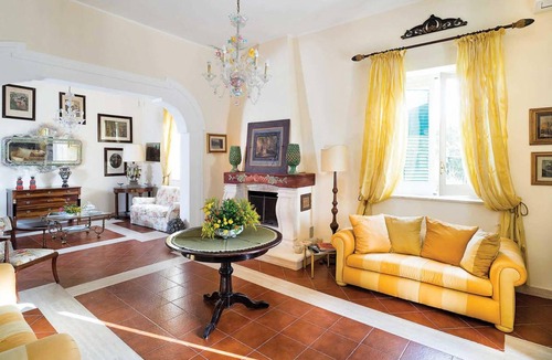 Salemi Villa | San Ciro
