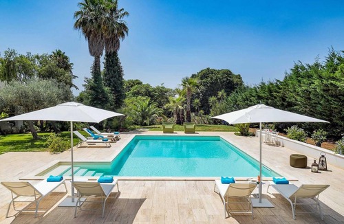 Salemi Villa | San Ciro
