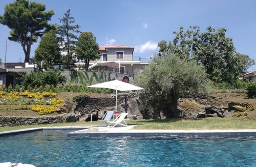 Fleri Villa | Sara's House - Villa with 4 bedrooms and private pool