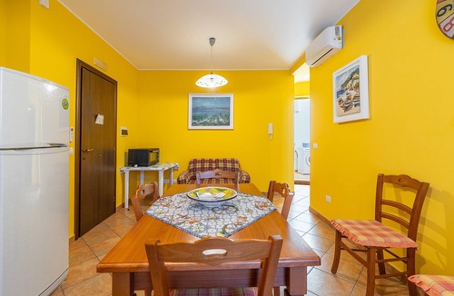 Portopalo di Capo Passero Apartment | ‘Saturno’ Apartment Steps from the Sea with Balcony, Wi-Fi & Air Conditioning