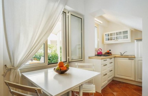 Marchesana Apartment | Schöne Ferienwohnung am Meer by Interhome