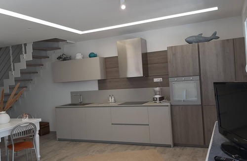 Macari House | sea house with swimming pool