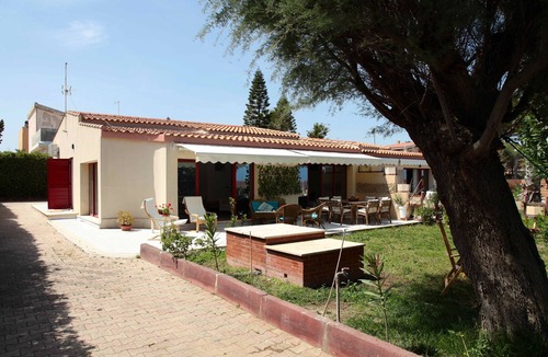 Ognina Villa | SEA IN SYRACUSE - OGNINA 1- SEA FRONT VILLA