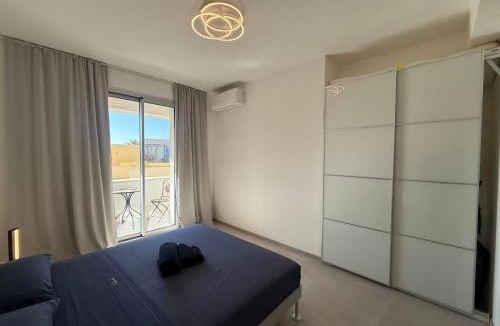 Casa Santa Apartment | Sea & Pool Apartment