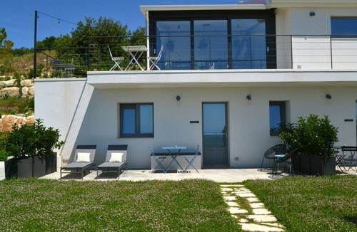 Ragusa Apartment | Sea View Apartment with pool and SPA, surrounded by the quiet countryside
