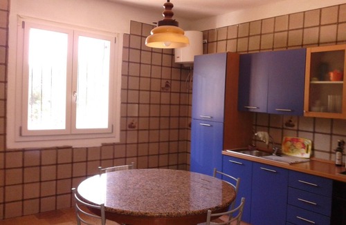 Granelli House | Seafront villa with direct access to the beach