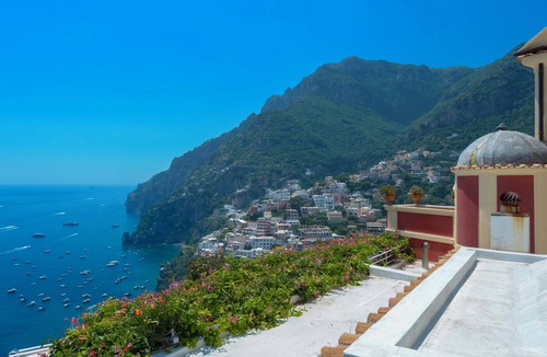 Montepertuso Apartment | Seaside, near the elevator, just a few steps away, and parking available