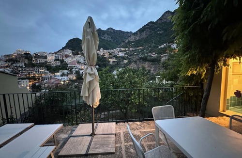 Arienzo Apartment | Sebastien Garden along via Marconi Positano