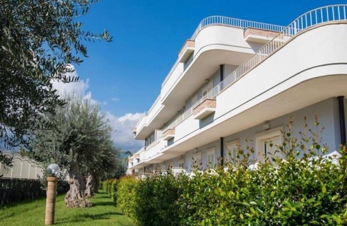 Fondachello Apartment | Self Catering Apartment at only 350m from the Beach!