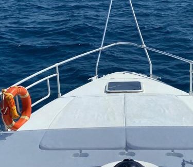 Archi Boat Rental | She's Mine Yacht