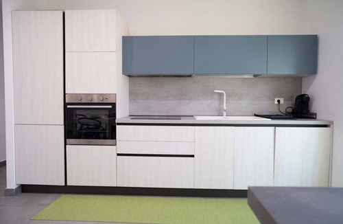 Eastern Sicily Apartment | Shelter by the sea 2 steps from Ortigia