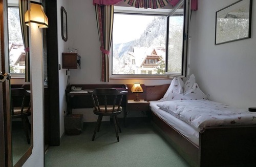 Hinterstoder Hotel | Single room with shower, WC - Hotel garni Landhaus Bürtlmair *