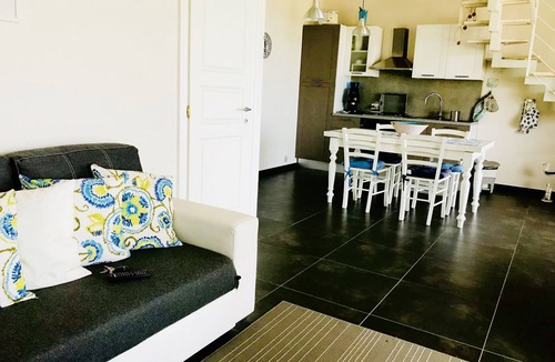 Cava dʼAliga Villa | Single villa with private pool and lovely sea view
