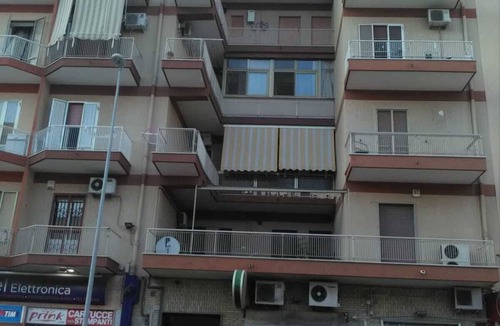 Magna Grecia Apartment | Small apartment located on the 5th floor without elevator.