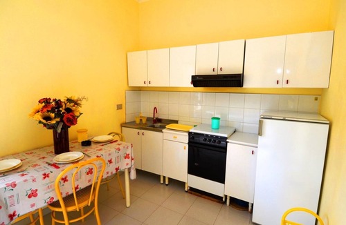 Santa Domenica Apartment | Sole apartment with sea view and free wi fi (n ° 5)