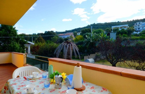 Santa Domenica Apartment | Sole apartment with sea view and free wi fi (n ° 5)